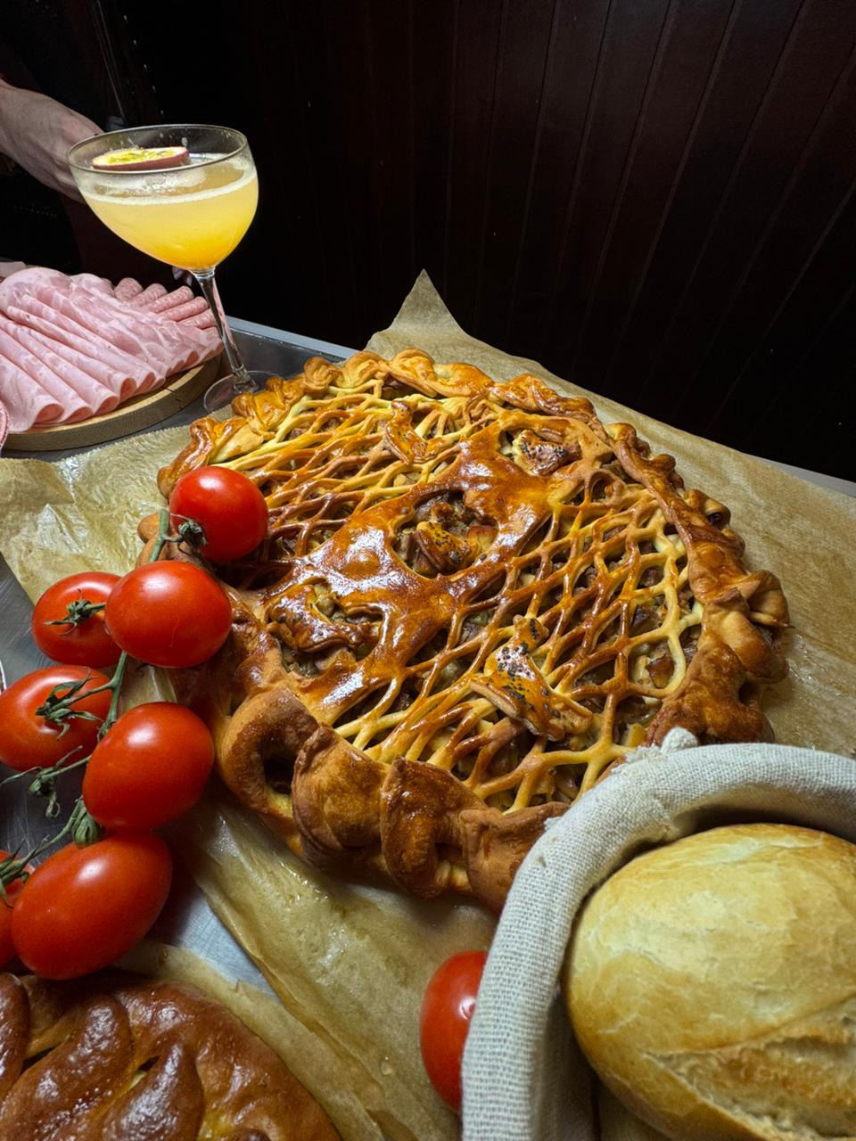 Piroge mit Kaninchenfleisch und Frischkäse (Philadelphia)