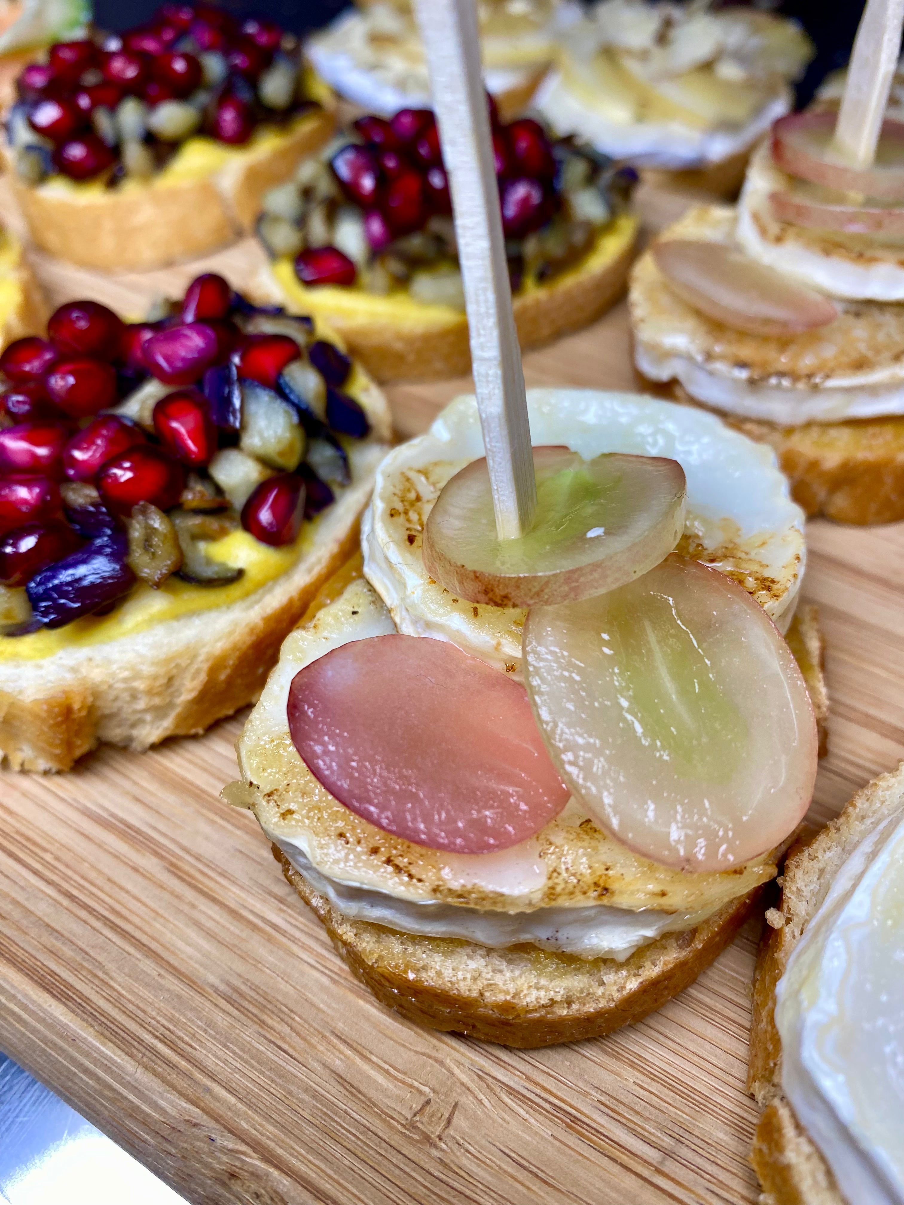 Buterbrodiki mit Fruchte