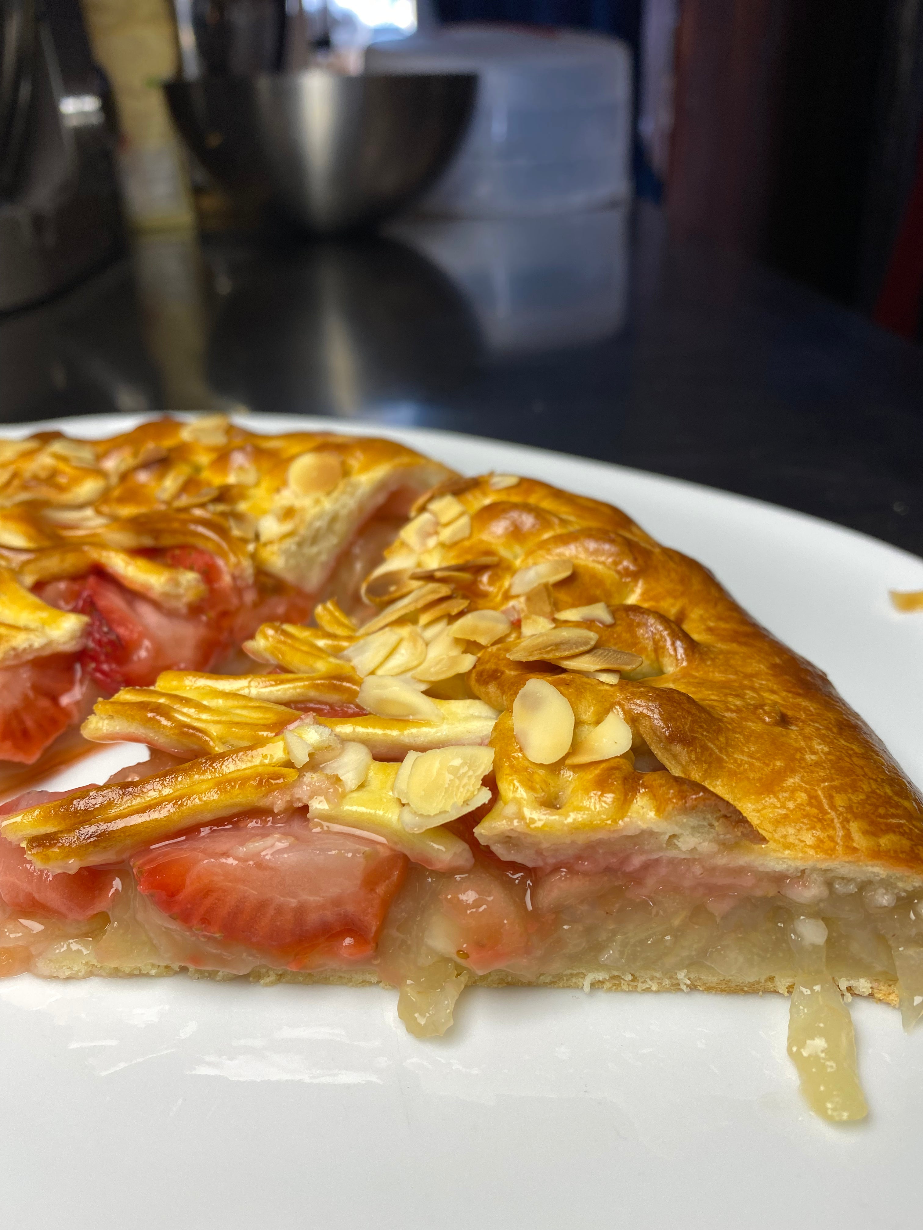 Piroge mit Erdbeeren