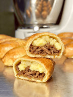 Piroggen mit Kartoffel & geschmortem Schweinefleisch