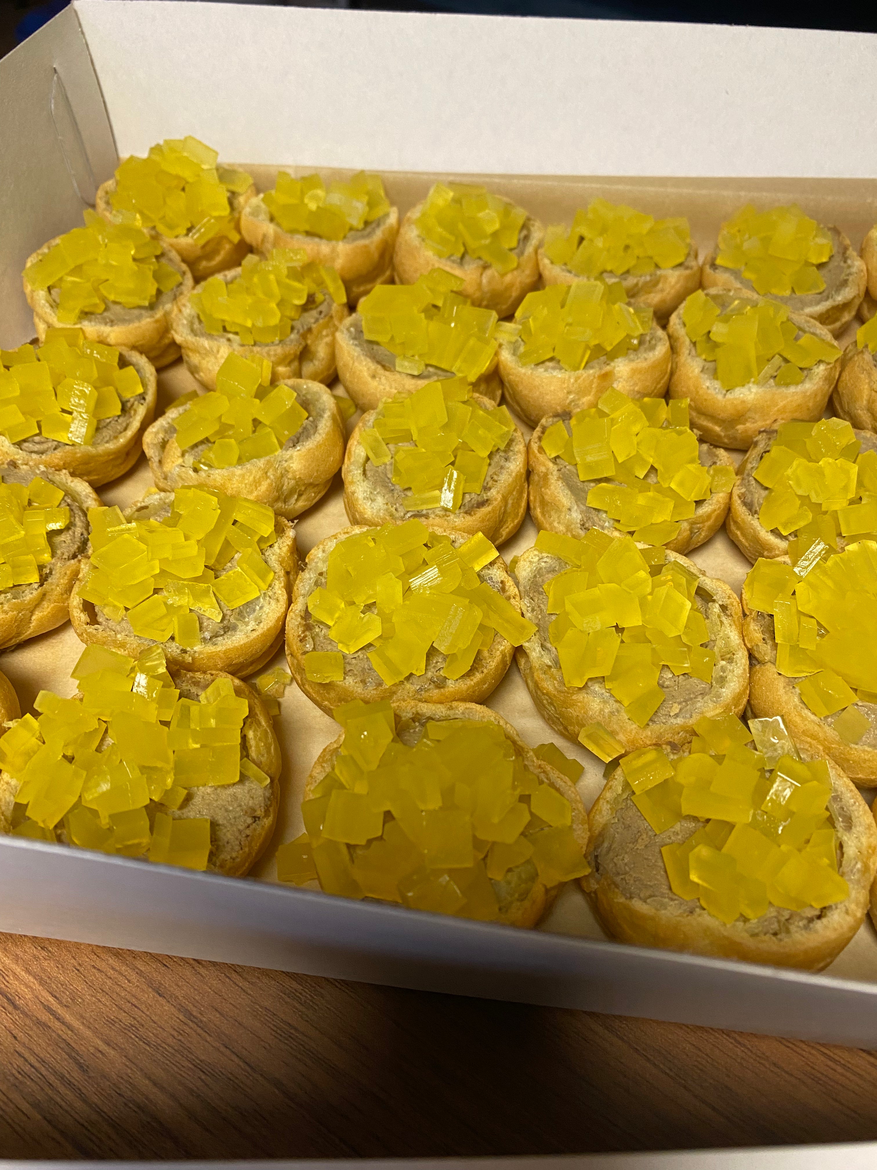 Tartaletten mit Apfelmousse und Dorschleber