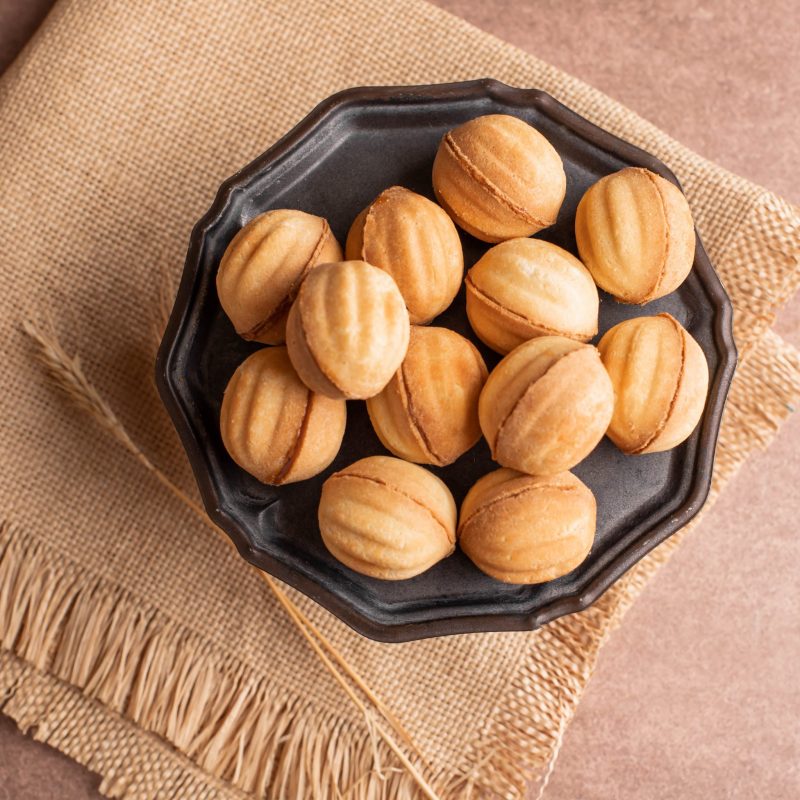 Nussgebâck mit Kondensmilch