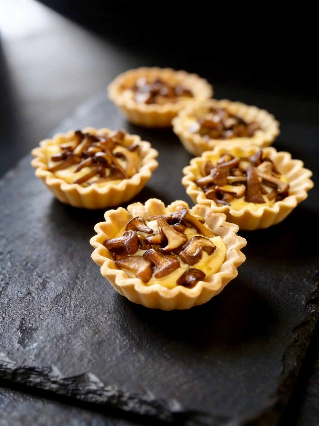 Tartalleten mit Pilzen